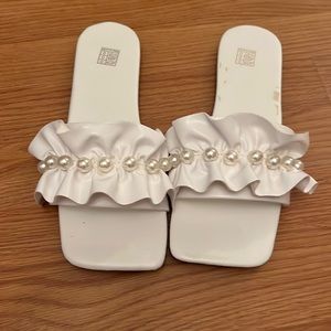 Brand new ladies sandals